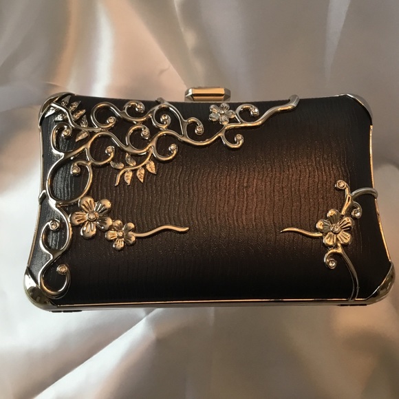 Fabulous Dark Grey Silver Scroll Detail Evening Bag - Picture 14 of 14